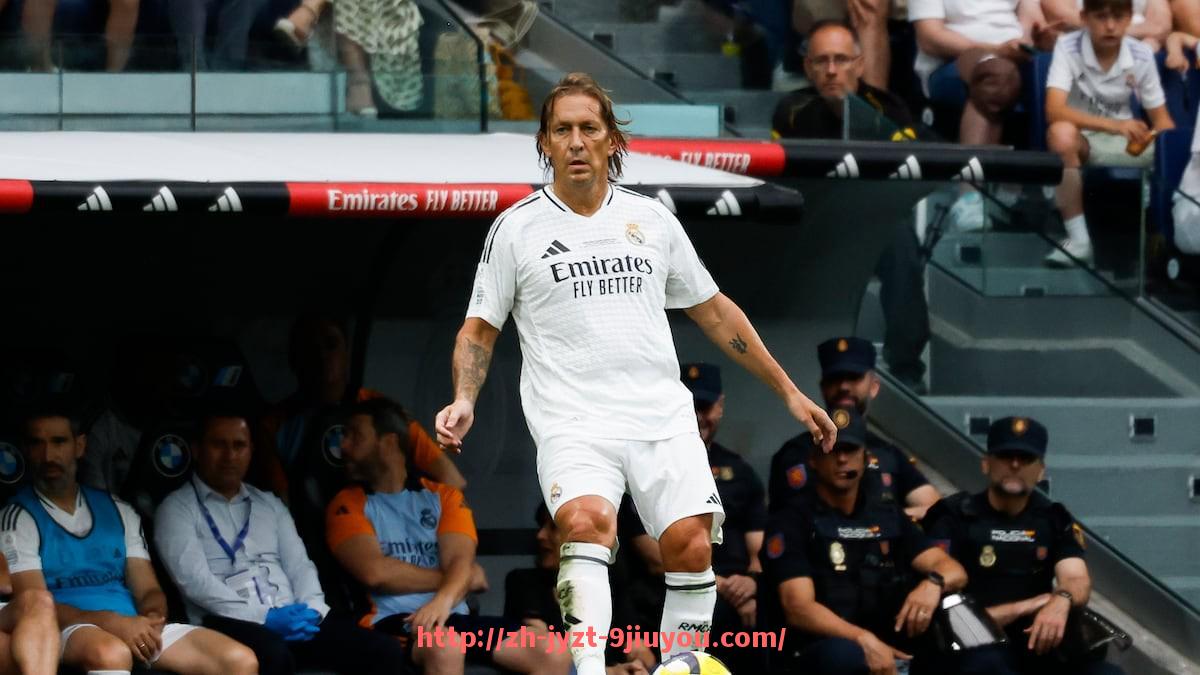 jiuyou九游娱乐-赞助意甲球队的英文表达及赞助商对球队的商业影响